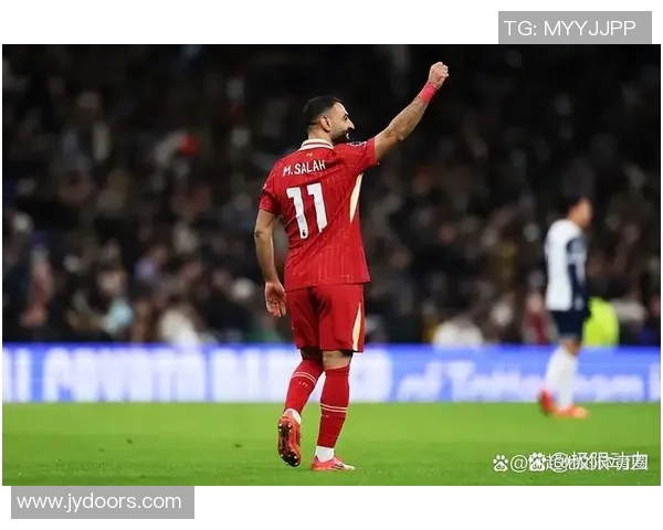 德甲激战：利物浦绝杀热刺全场沸腾精彩瞬间回顾