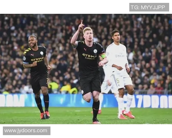 英超激战皇马逆转曼城红牌争议引发全场热议与高潮