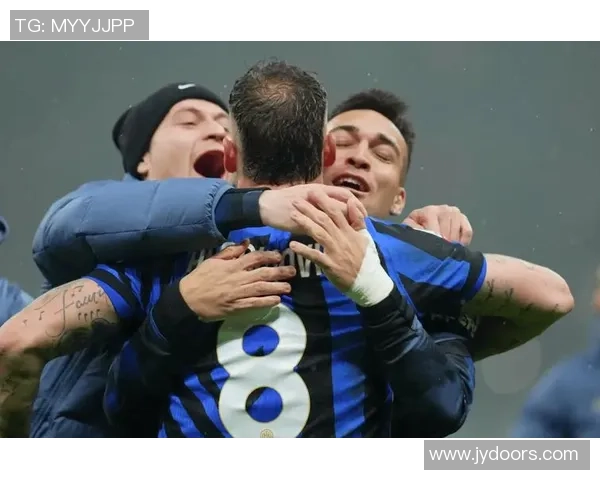 国米在足总杯决赛中大胜曼联5-1补时进球点燃全场激情