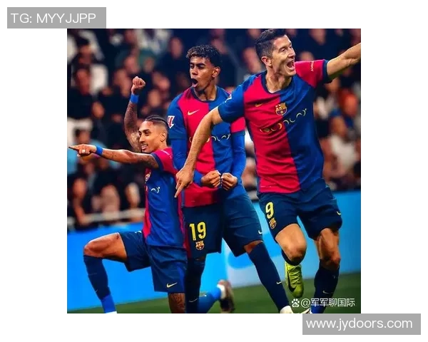 欧冠激战：巴萨轻取尤文图斯红牌事件引发全场热议战术解析