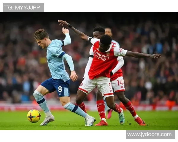 英超历史冷门巴黎圣日耳曼大胜本菲卡红牌事件引发全场热议