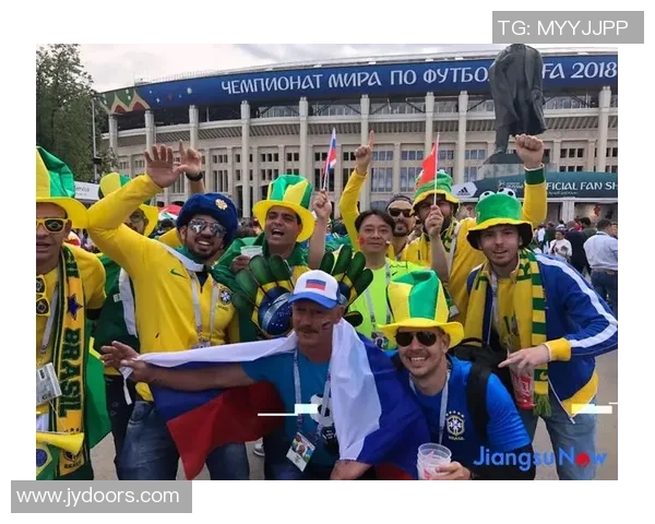 里昂逆转多特蒙德赢得世界杯激战转会传闻引发全场热议 里昂逆转多特蒙德赢得世界杯激战转会传闻引发全场热议